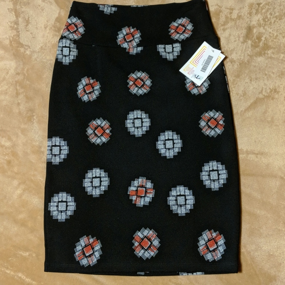 LulaRoe Cassie Skirt